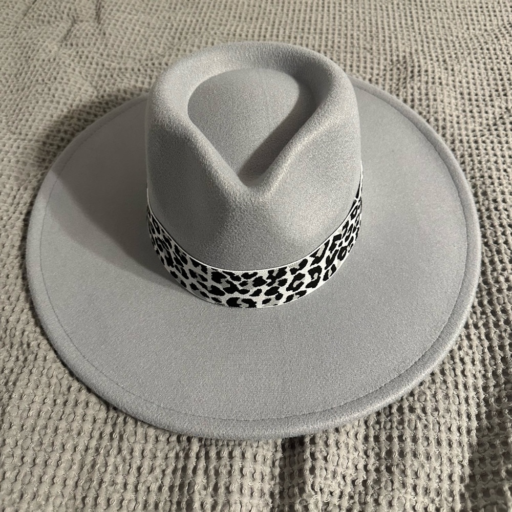 Fashion hat